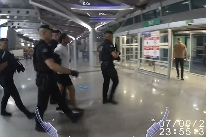 Aleksandar Ljumović izručen iz Bugarske u Crnu Goru Aleksandar Ljumović izručen iz Bugarske u Crnu Goru
