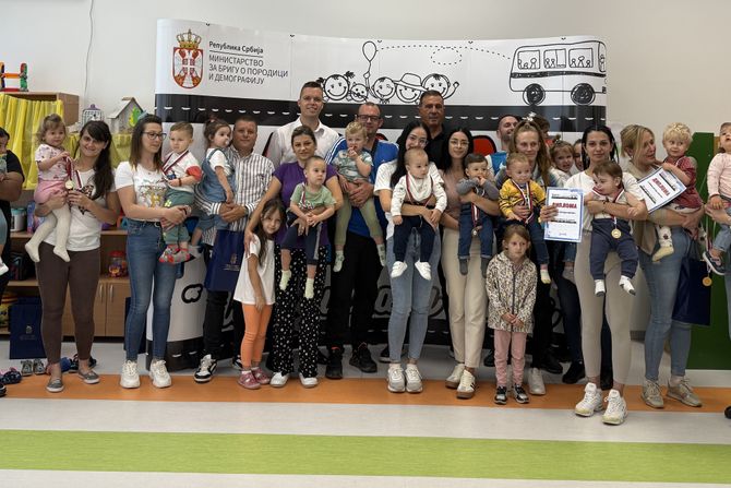 DOLJEVAC RODITELJSTVO PODRŠKA DOLJEVAC RODITELJSTVO PODRŠKA