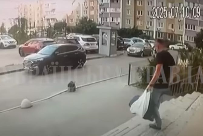 Trenutak kada je čovek upucan u Kijevu