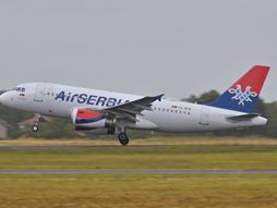 Airbus A319 A320 Air Serbia