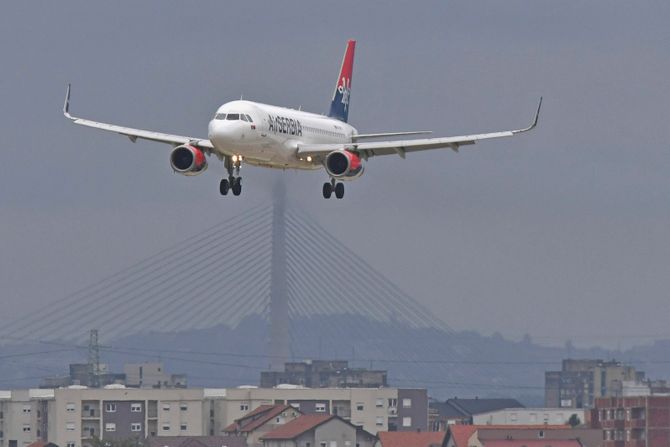 Airbus A319 A320 Air Serbia