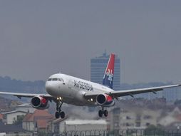 Airbus A319 A320 Air Serbia