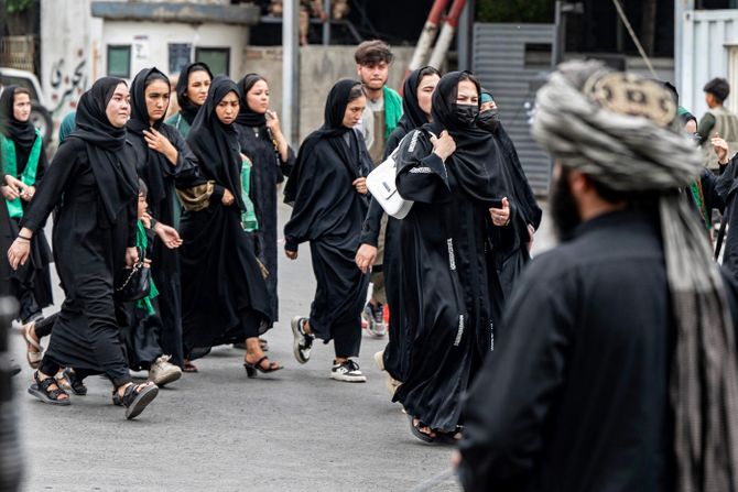 Taliban, brak, deca, zene, prava Taliban, brak, deca, zene, prava