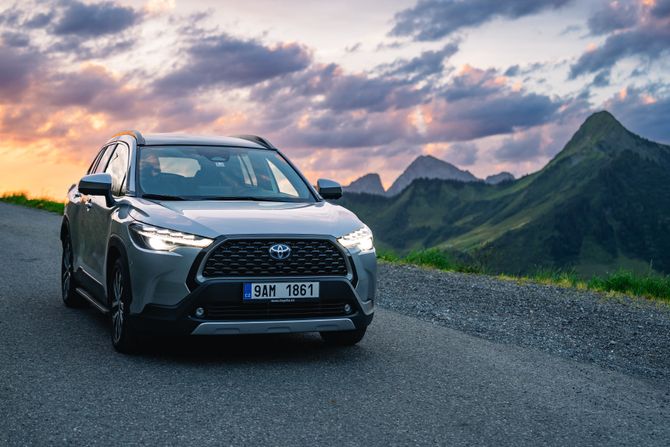Dzip, SUV, auto, automobil