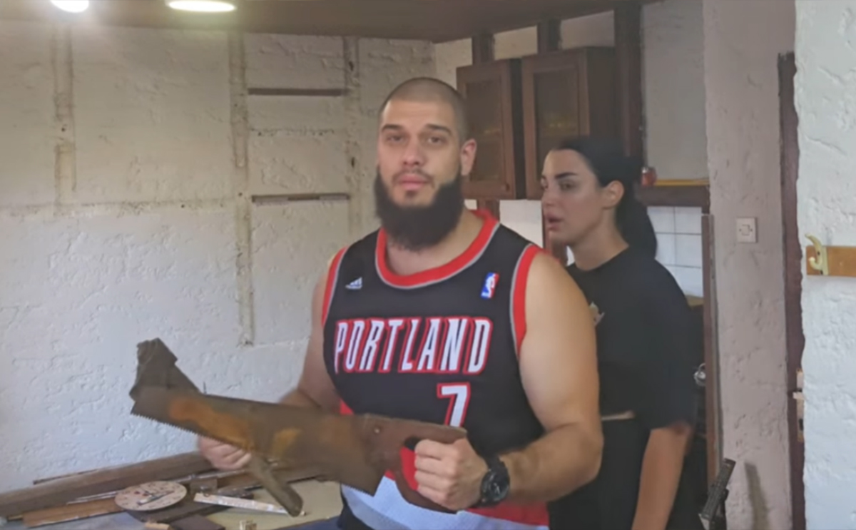 "Miriše na svadbu" Dejan Dragojević progovorio o traumama iz braka sa Dalilom: "Izbrukao sam se za života"