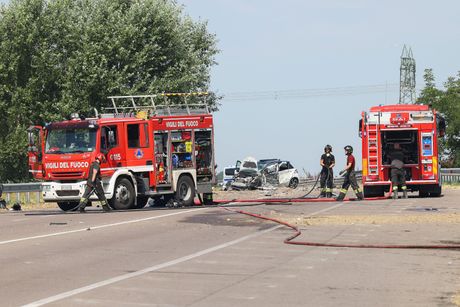 cisterna, kamion, gas, eksplozija, saobracajna nesreca, bolonja cisterna, kamion, gas, eksplozija, saobracajna nesreca, bolonja
