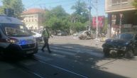 Prvi snimci teške saobraćajne nesreće u centru Beograda: Posle sudara, auto izleteo na trotoar, pokosio pešake
