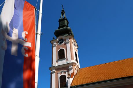 Crkva Svete Petke, Surčin Crkva Svete Petke, Surčin