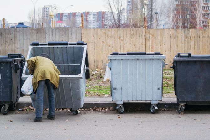 siromaštvo, kontejner siromaštvo, kontejner