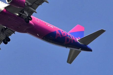 Wizzair Abu Dhabi Airbus A321 Wizzair Abu Dhabi Airbus A321