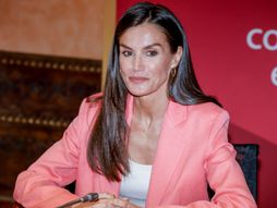 Queen Letizia, Kraljica Leticija