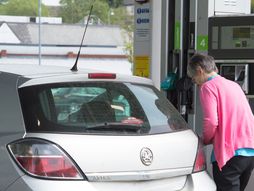 pumpa, starija žena, baka