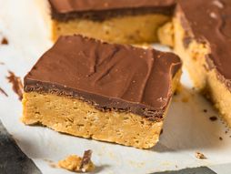 Čokoladne štangle sa kikiriki puterom