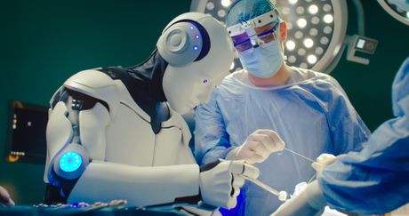 robot koji operiše, robot hirurg robot koji operiše, robot hirurg