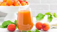 Kako da napravite savršen sok od kajsije? Jednostavan recept za letnje osveženje koje će deca obožavati