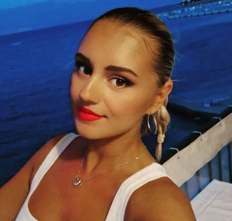 Nikolina Popović Nikolina Popović