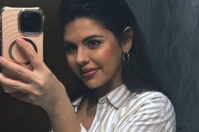 Azra Husarkić Azra Husarkić