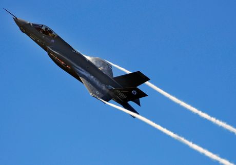 Kanadski F35 Kanadski F35