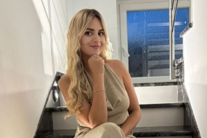 Nikolina Popović Nikolina Popović