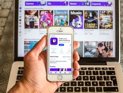 Twitch, App Store