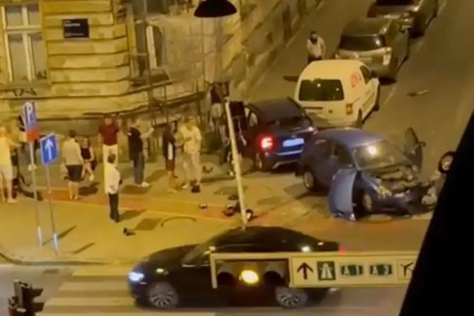 Teška saobraćajna nesreća u Zagrebu Teška saobraćajna nesreća u Zagrebu