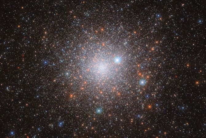 NGC 1786 NGC 1786