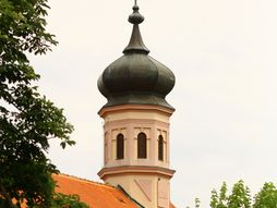 Manastir Fenek