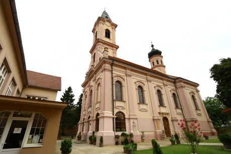 Manastir Fenek Manastir Fenek