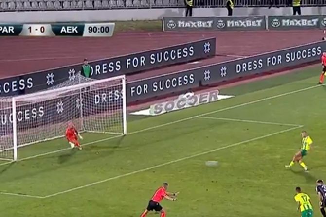FK Partizan, Milošević penal AEK FK Partizan, Milošević penal AEK