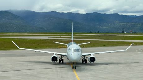 Avion Embraer E 175 Avion Embraer E 175