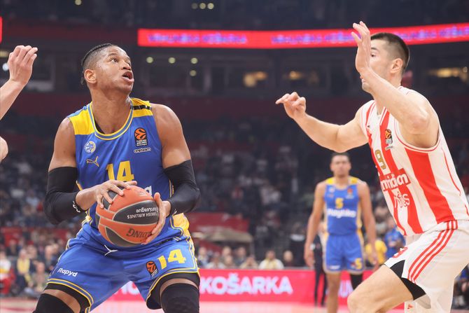 Hasijel Rivero, KK Makabi Tel Aviv, KK Crvena zvezda Hasijel Rivero, KK Makabi Tel Aviv, KK Crvena zvezda