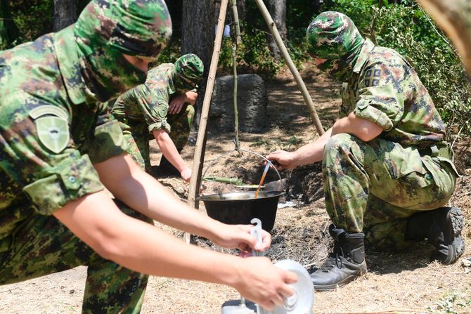 Vojska obuka preživljavanje Vojska obuka preživljavanje