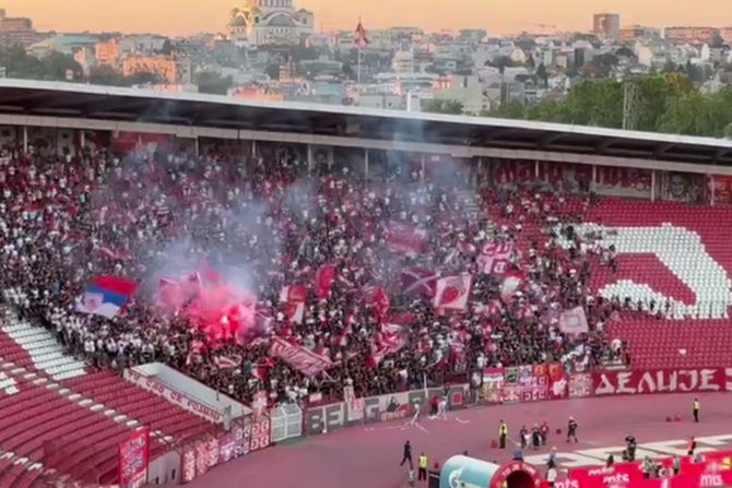 Koreografija. FK Crvena zvezda - FK Javor Ivanjica