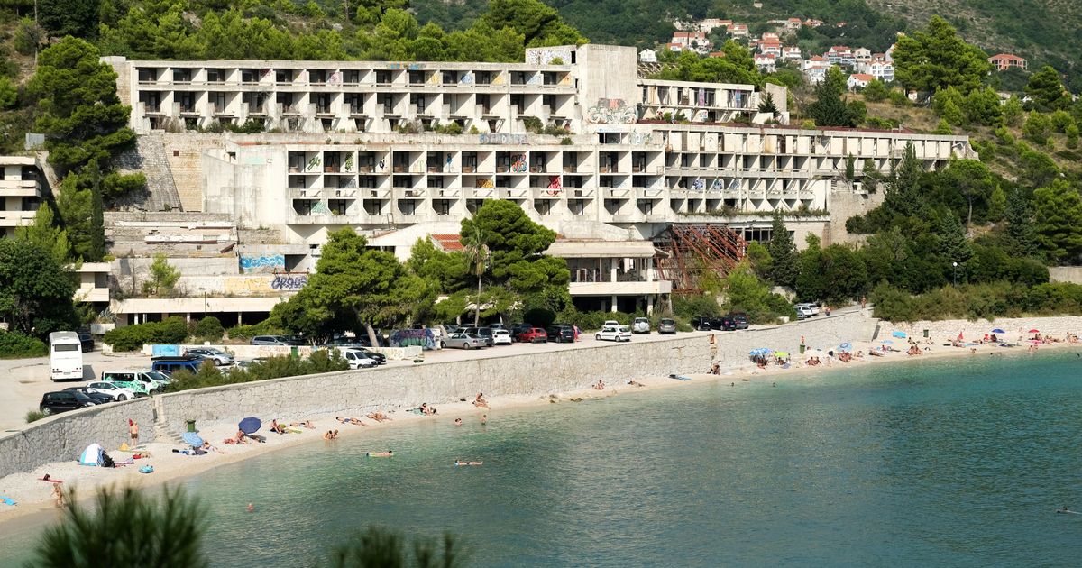 Srušen hotelski kompleks u Kuparima iz vremena SFRJ: Bio je simbol luksuza i prestiža