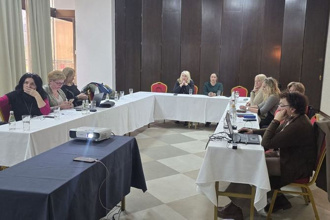 Projekat "Unapredi svoj položaj i potencijal – za kvalitetniji život", Romi, Romkinje