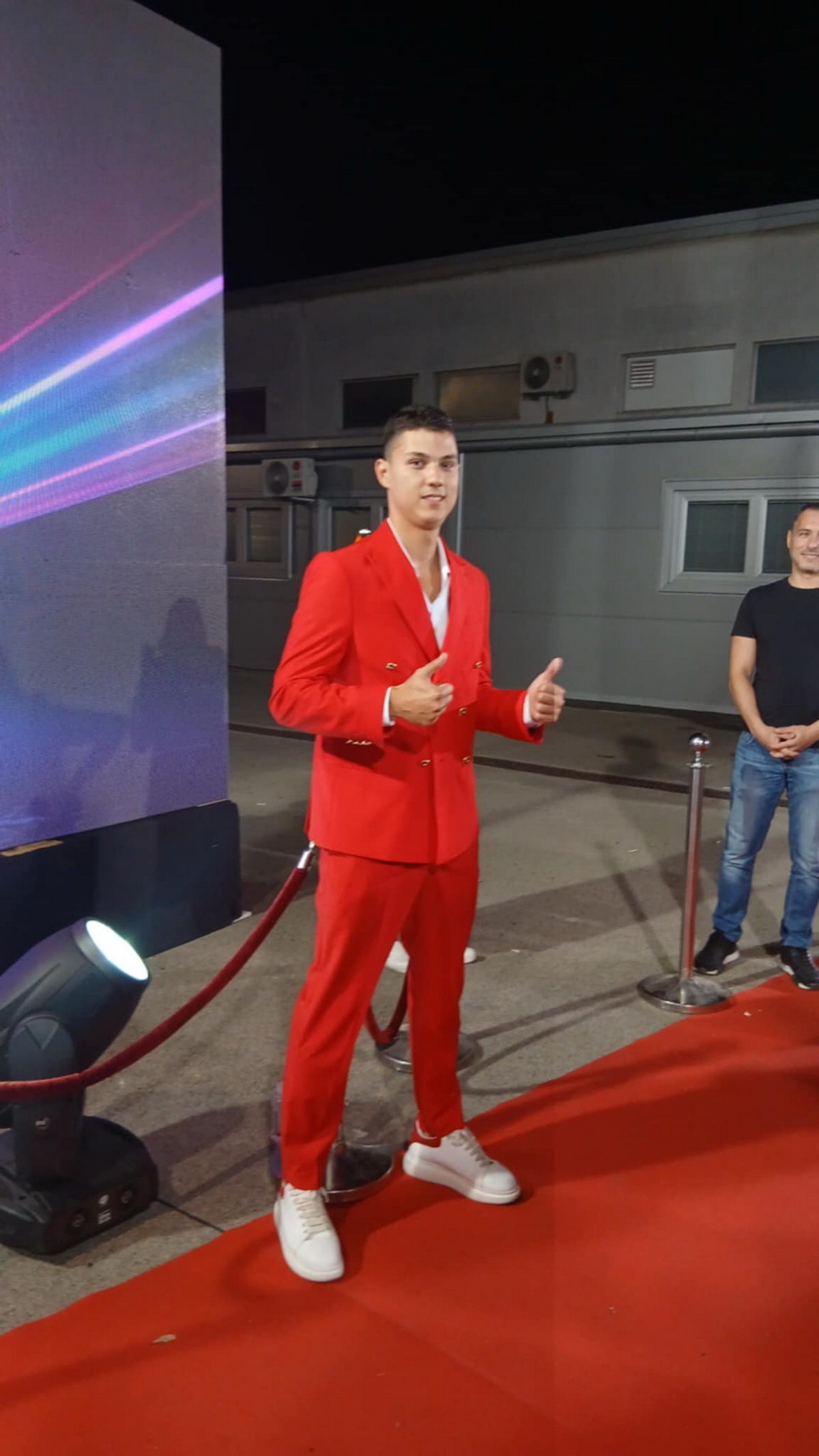 Da li je na pomolu pomirenje između Peje i Ene?! Zlatinog naslednika odala jedna stvar, evo šta je uradio