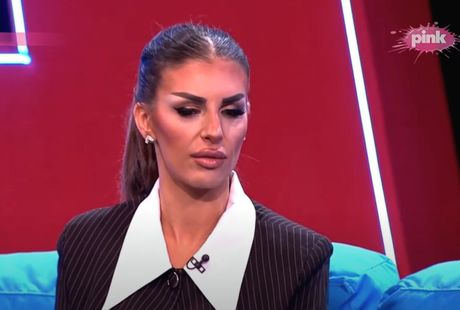 Ena Čolić Ena Čolić