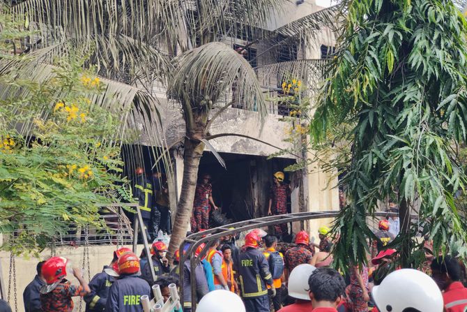 Bangladeš, pad aviona Bangladeš, pad aviona