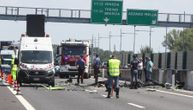 UZNEMIRUJUĆE! Pojavio se snimak pada aviona u Italiji: Horor scena, sve se u trenu pretvorilo u oganj