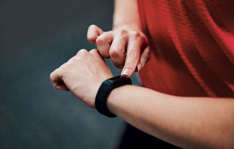 Pametna narukvica, fitbit Pametna narukvica, fitbit