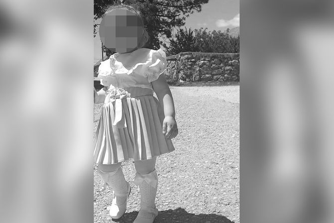 Dete devojčica hronika Dete devojčica hronika