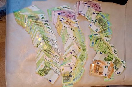Hapšenje droga novac evro marihuana ketamin Hapšenje droga novac evro marihuana ketamin