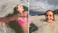 Influenserka slučajno zaplivala u OTPADNOJ VODI, pena joj ušla čak i u usta: Od snimka se okreće želudac