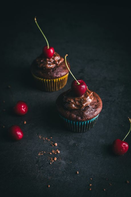 mafini sa višnjama i čokoladom, čokoladni mafini, mafini, mafini sa čokoladom, višnje mafini sa višnjama i čokoladom, čokoladni mafini, mafini, mafini sa čokoladom, višnje