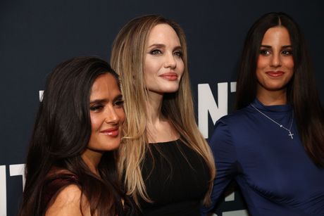 Anđelina Džoli i Salma Hajek Anđelina Džoli i Salma Hajek