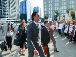 Hokej Kanada Silovanje Sud