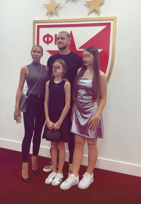 Sara Arnautović, FK Crvena zvezda Sara Arnautović, FK Crvena zvezda
