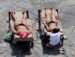 Toples plaža