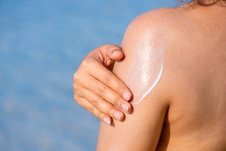 spf, mazanje kreme spf, mazanje kreme