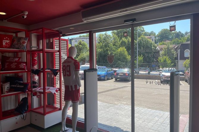 Šop Crvena zvezda